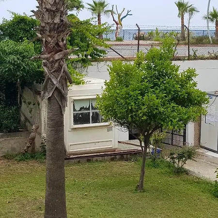 Denize Sifir, Havuz, Esyali Kiralik Daire Apartamento Alanya